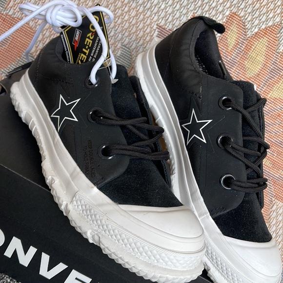 Converse WMNS 163178C
ONE STAR MC18 OX BLACK/WHITE/WHITE Sneakers - Picture 8 of 16
